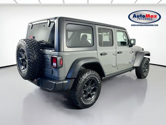 Used 2023 Jeep Wrangler Unlimited w/ Cold Weather Group AWD/4WD image 2