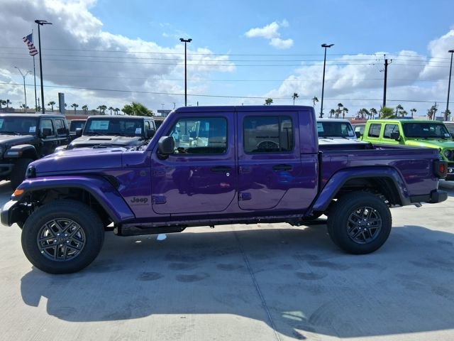New 2026 Jeep Gladiator Sport AWD/4WD image 4