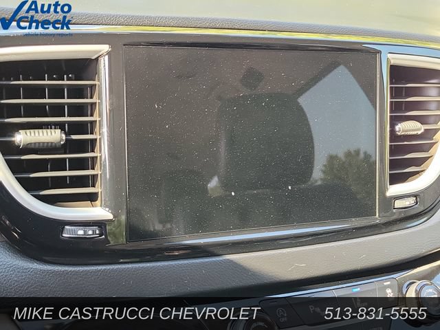 Used 2022 Chrysler Pacifica Touring-L FWD image 17