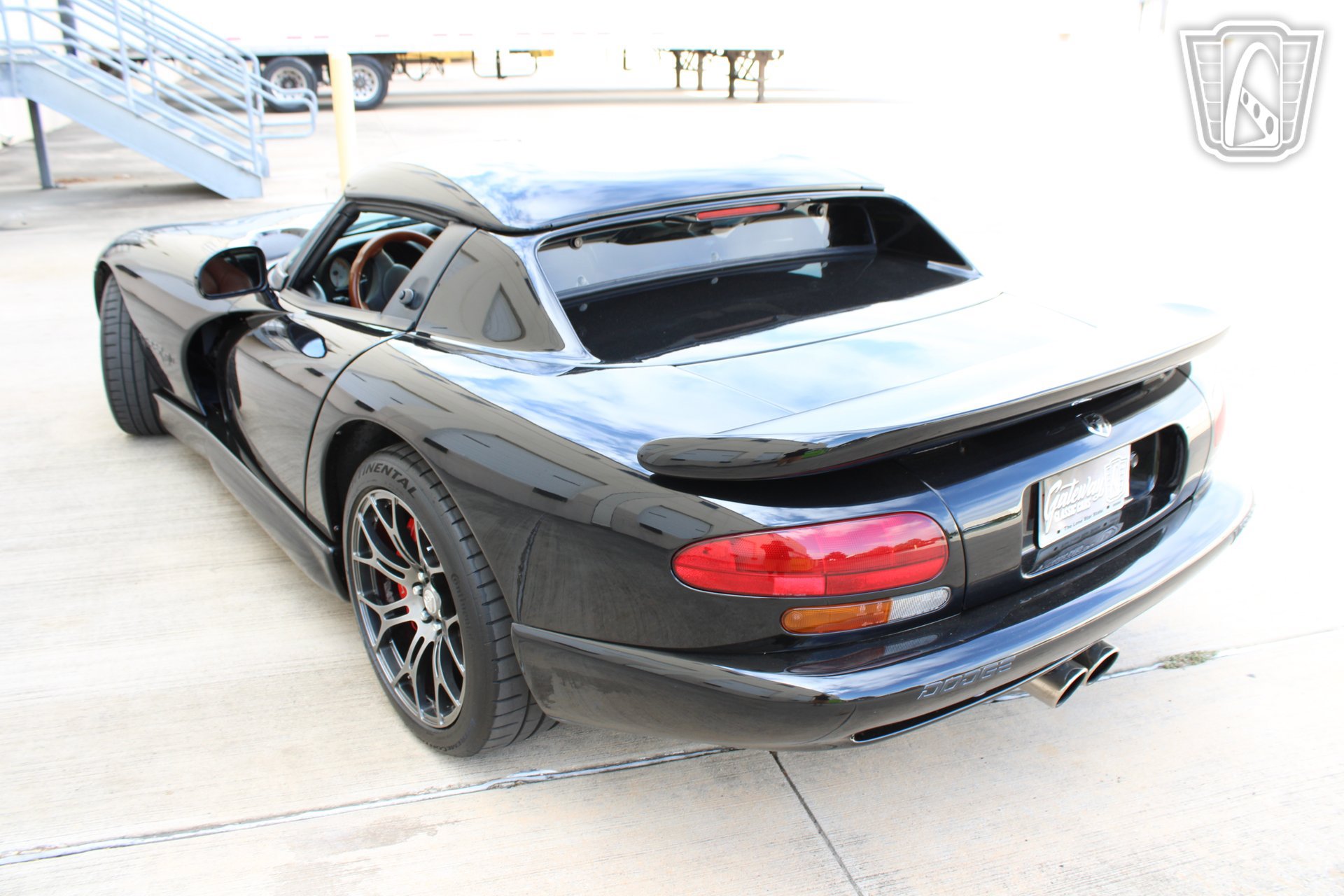 Used 2000 Dodge Viper RT/10 RWD image 15