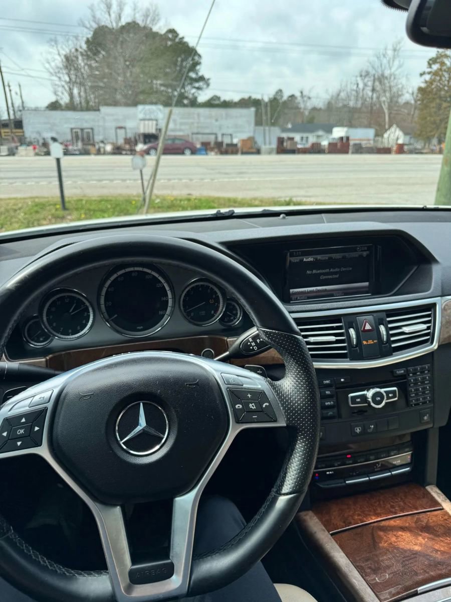 Used 2013 Mercedes-Benz E 350 4MATIC Sedan w/ Premium 1 Pkg image 18