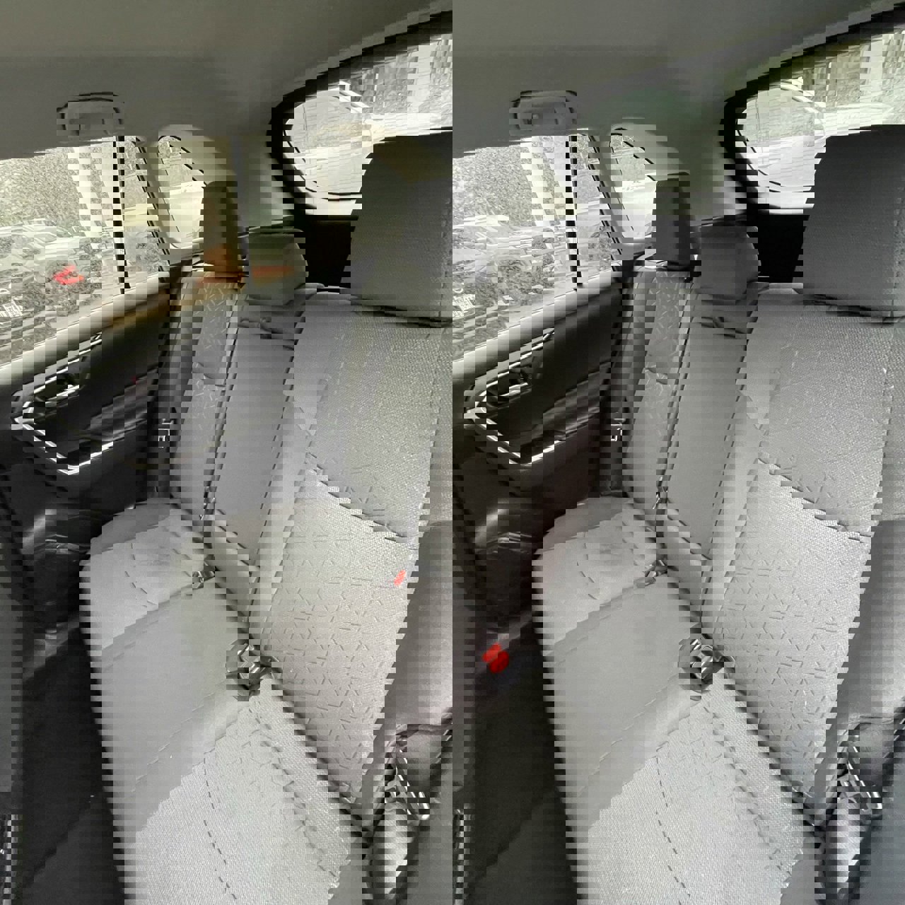 Used 2023 Toyota RAV4 XLE image 22