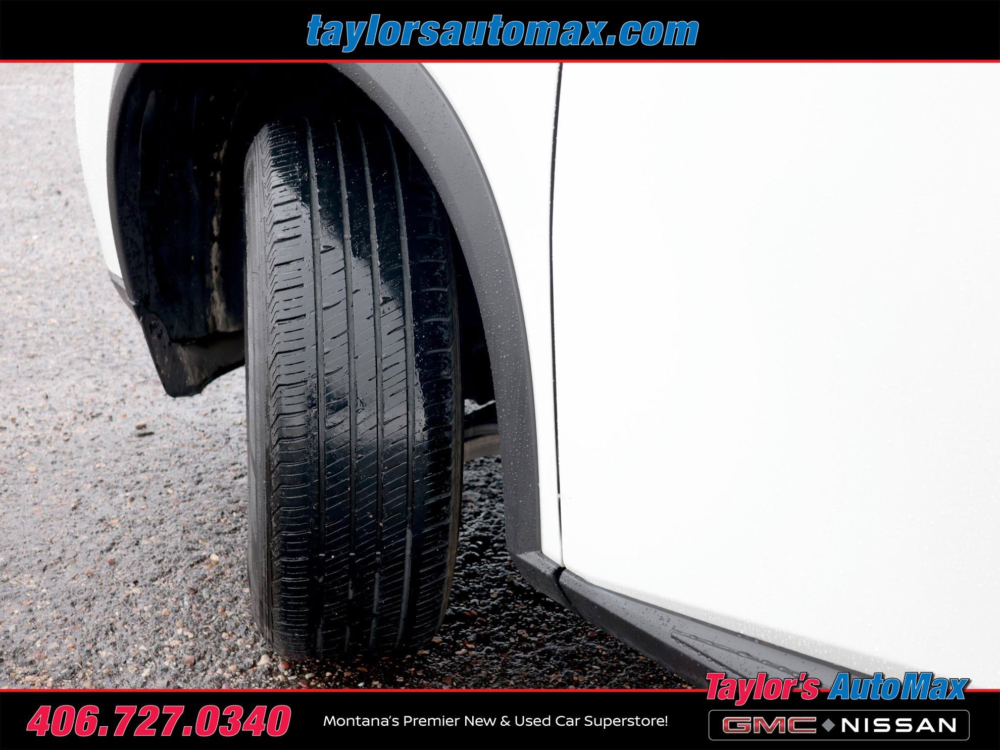 Used 2024 Nissan Rogue S AWD/4WD image 33