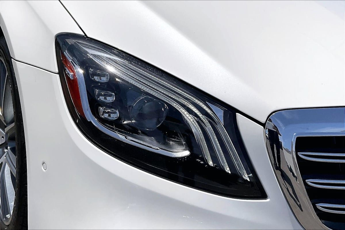 Used 2018 Mercedes-Benz S 450 Sedan image 24