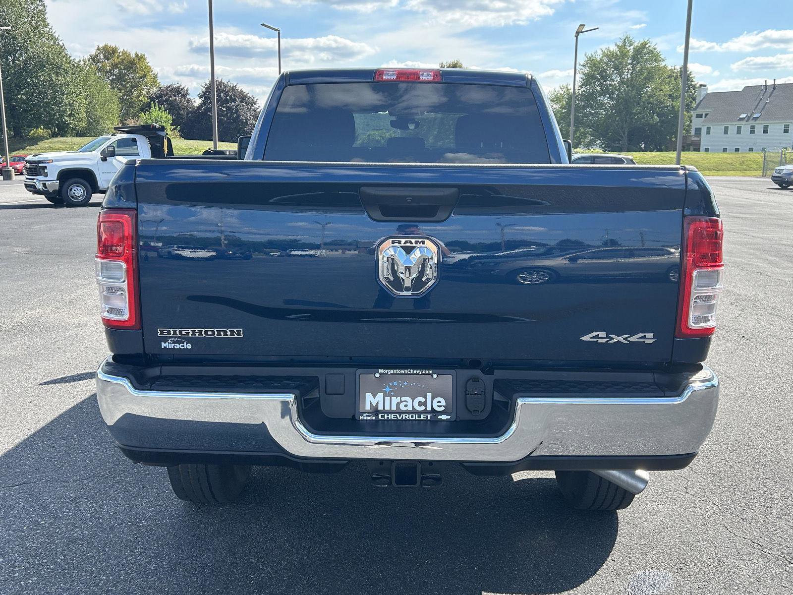 Used 2024 RAM 2500 Big Horn w/ Bed Utility Group image 5