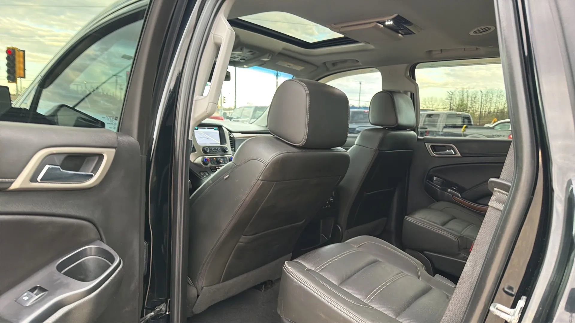 Used 2019 GMC Yukon Denali w/ Denali Ultimate Package image 60