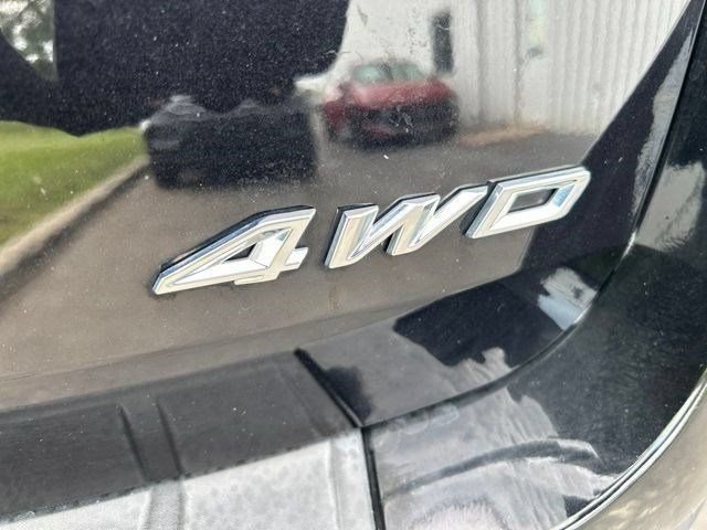 Used 2023 Ford Explorer XLT w/ Equipment Group 202A AWD/4WD image 59