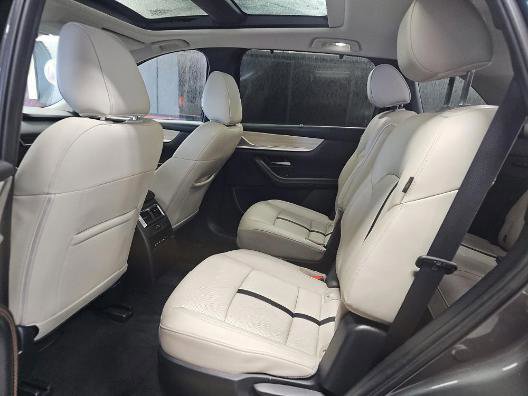 Used 2024 MAZDA CX-90 Plug-In Hybrid w/ Premium Pkg image 9