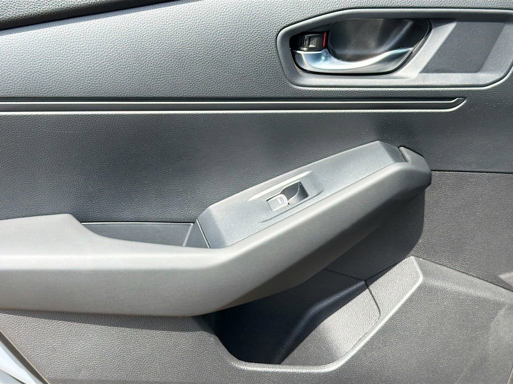 Used 2025 Honda Accord SE image 27