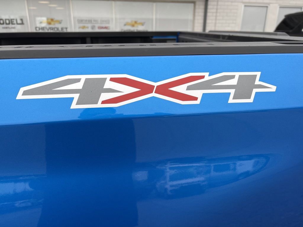 Used 2025 Chevrolet Silverado 1500 LT image 8