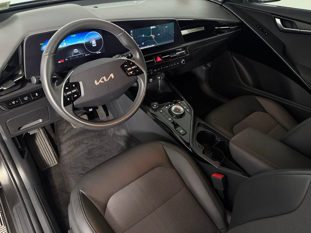 Used 2024 Kia Niro Wind FWD image 12