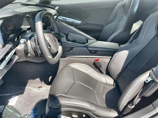 Used 2025 Chevrolet Corvette Stingray Convertible w/ 1LT image 9