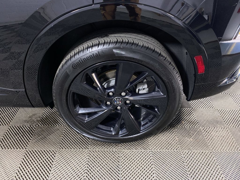 Certified 2024 Buick Envision Sport Touring AWD/4WD image 10