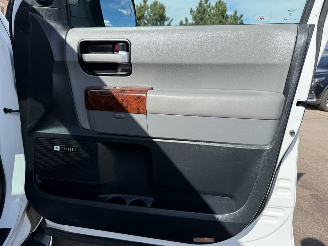 Used 2008 Toyota Sequoia Limited image 25