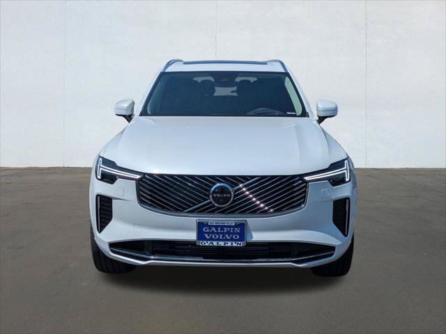 New 2026 Volvo XC90 T8 Ultra w/ Lounge Package AWD/4WD image 4