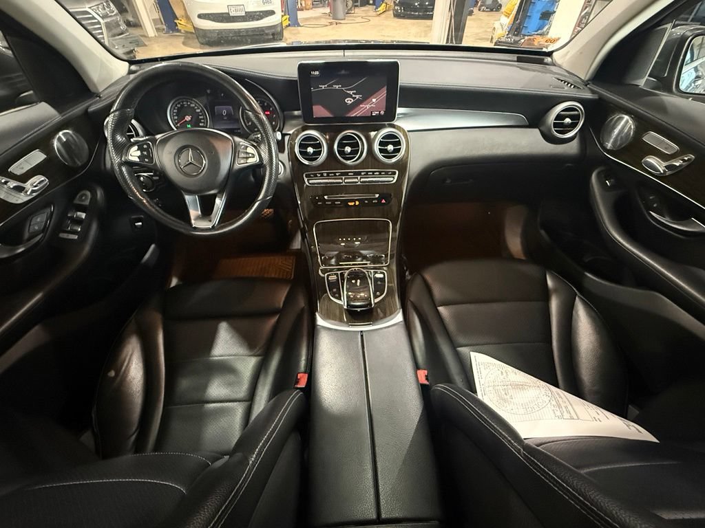 Used 2016 Mercedes-Benz GLC 300 4MATIC image 17