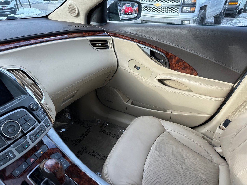 Used 2013 Buick LaCrosse Touring image 30