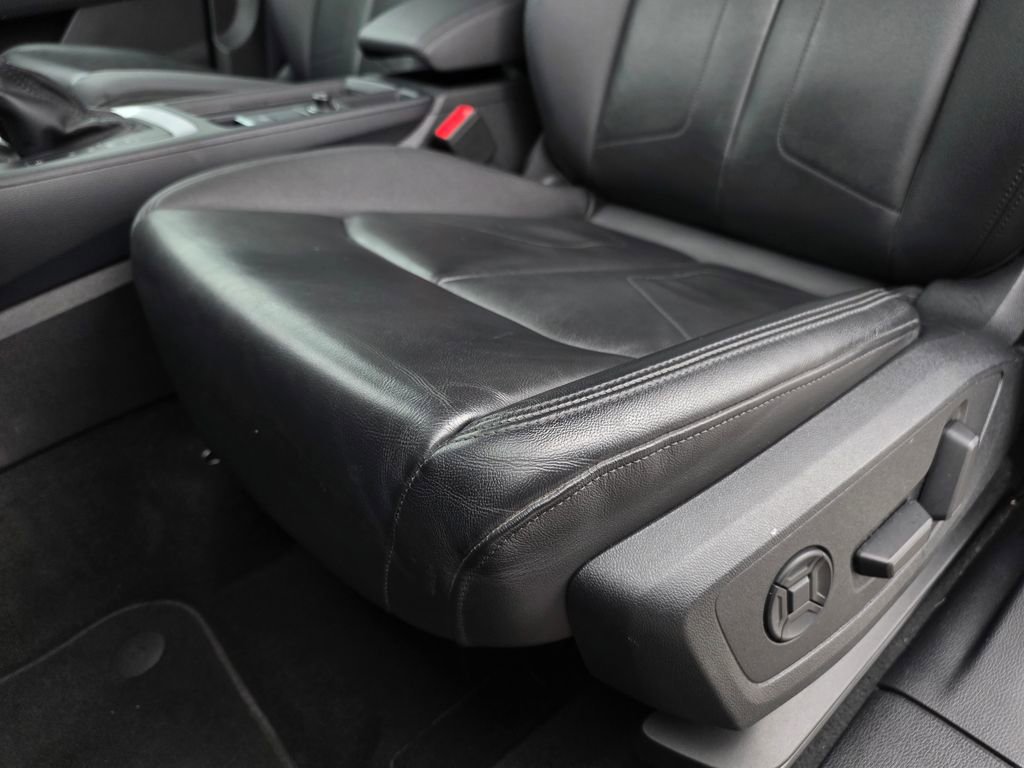 Used 2024 Audi Q3 2.0T Premium AWD/4WD image 22