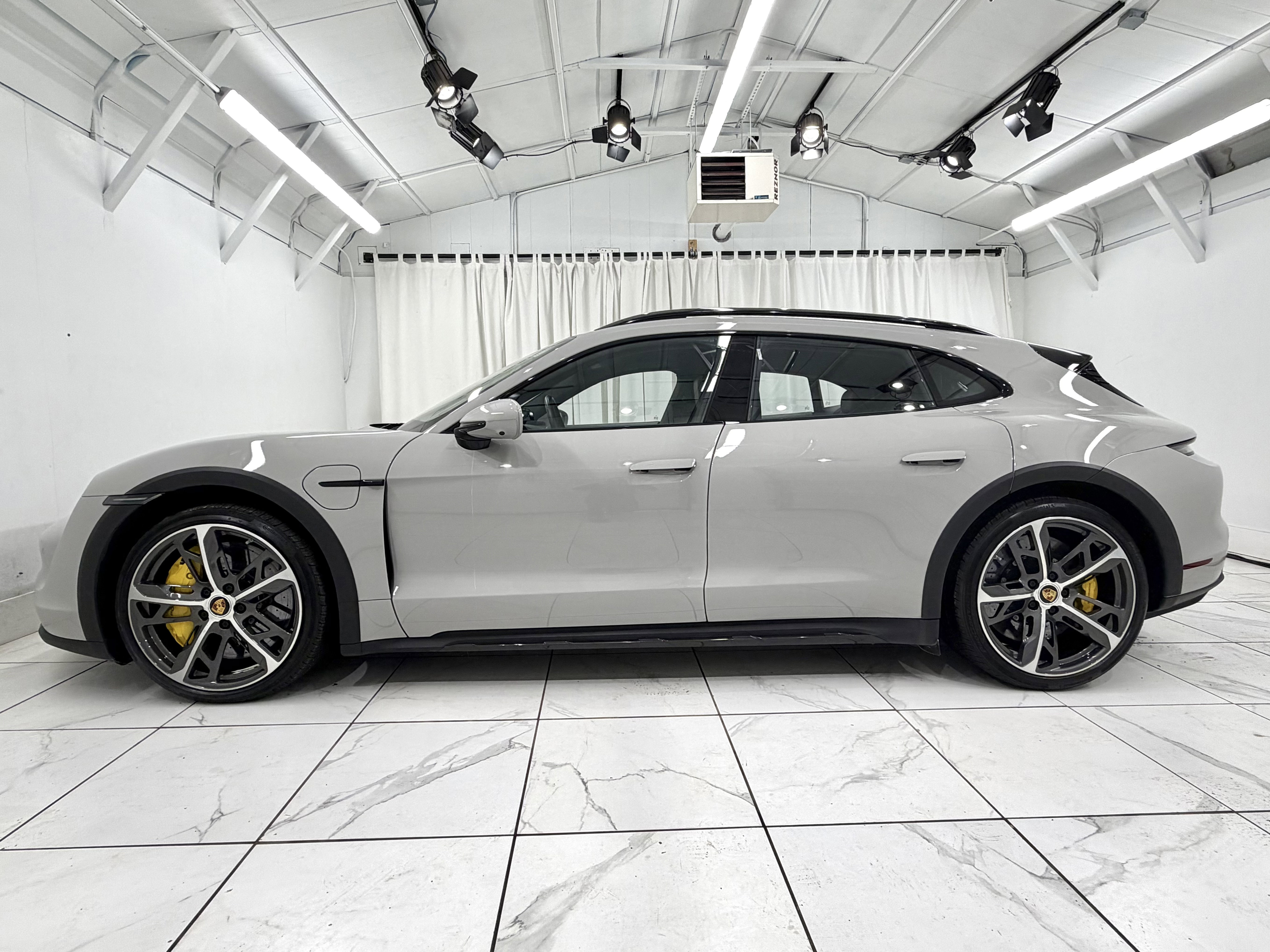 Certified 2023 Porsche Taycan Turbo S image 15