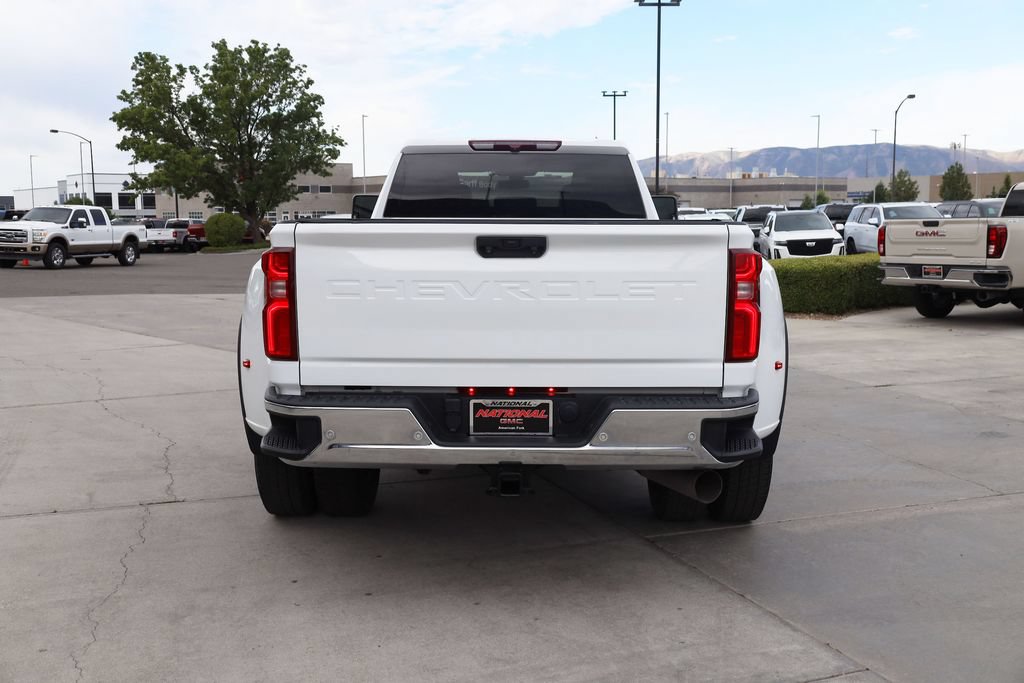 Used 2020 Chevrolet Silverado 3500 LTZ w/ Gooseneck/5TH Wheel Package AWD/4WD image 5