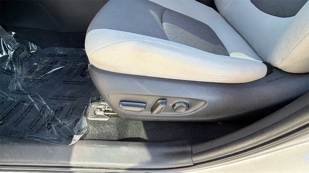 Certified 2021 Toyota RAV4 XLE image 18