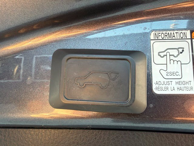 Used 2017 Toyota RAV4 XLE w/ Convenience Package AWD/4WD image 13