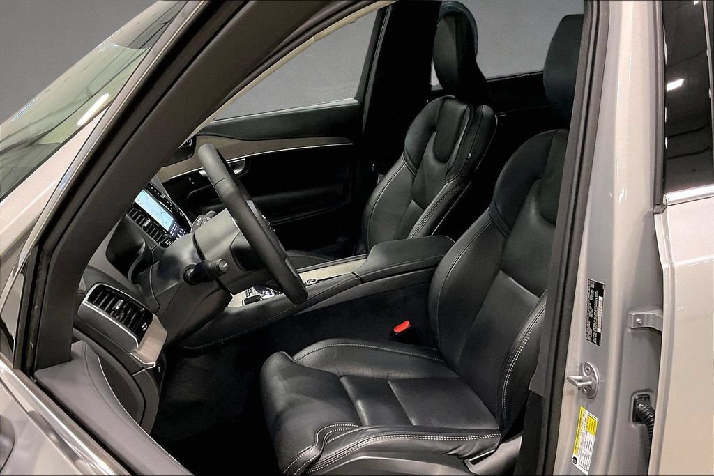 Certified 2024 Volvo XC90 B6 Ultimate w/ Protection Package Premier AWD/4WD image 22