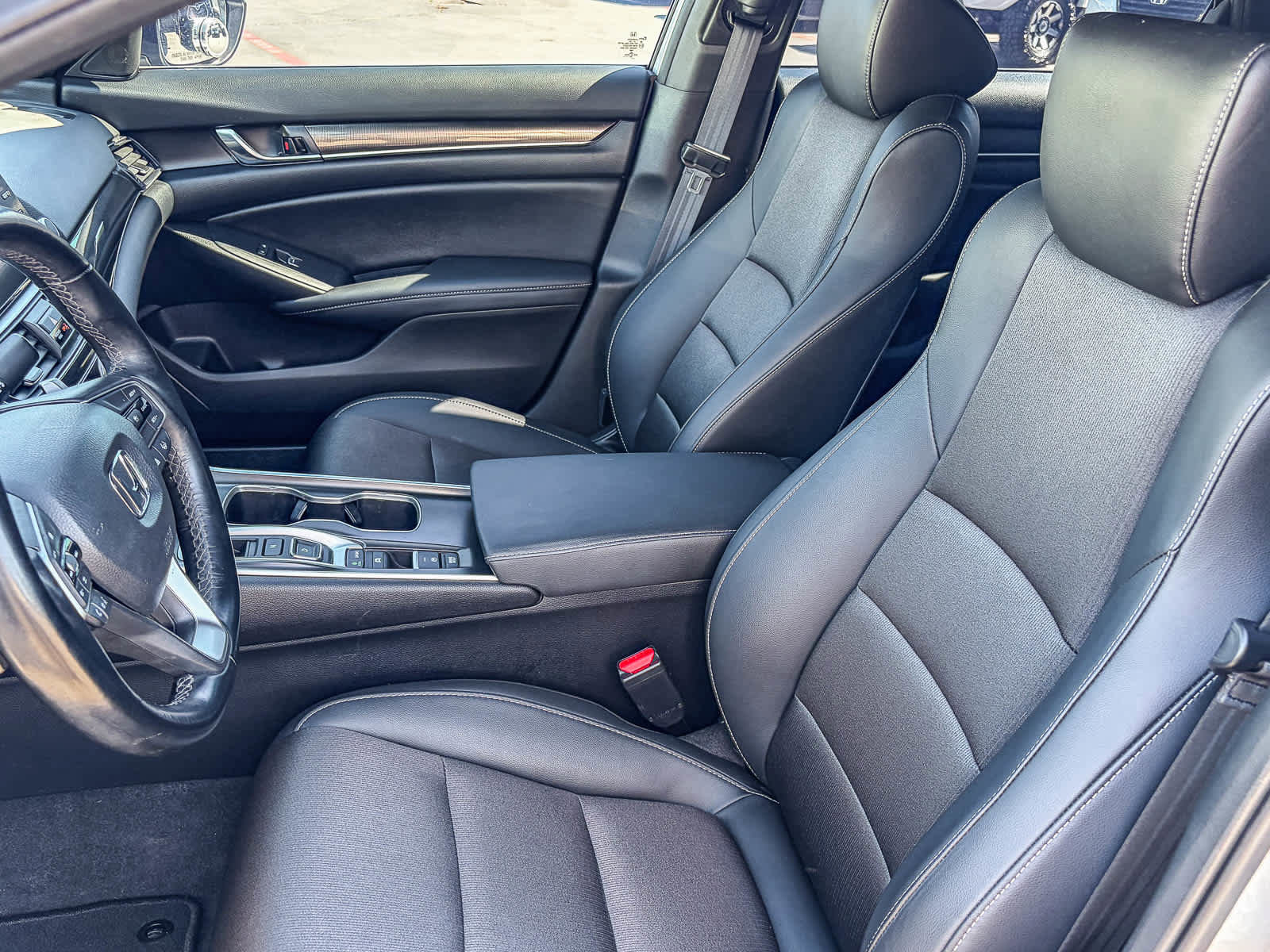 Used 2022 Honda Accord Sport image 16