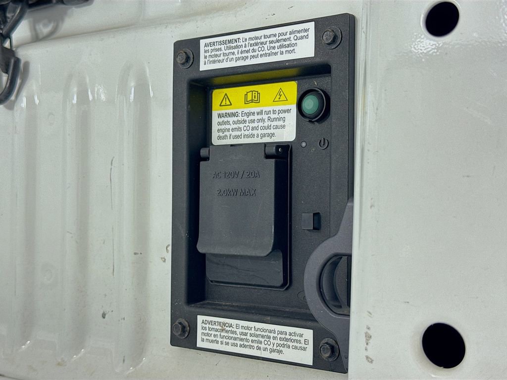 Used 2023 Ford F350 King Ranch image 32