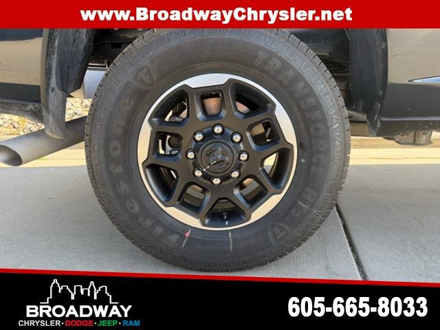 New 2026 RAM 2500 Laramie AWD/4WD image 9