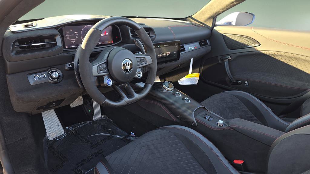 Used 2023 Maserati MC20 Spyder image 46