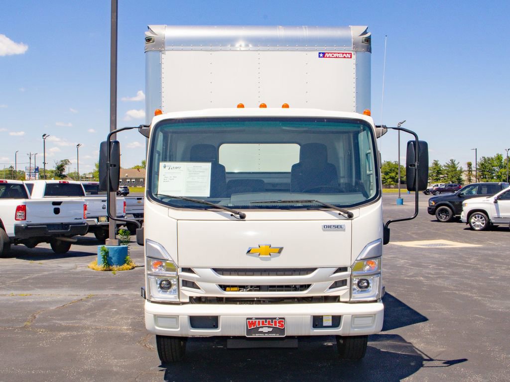 Used 2024 Chevrolet Low Cab Forward 5500XD RWD image 2