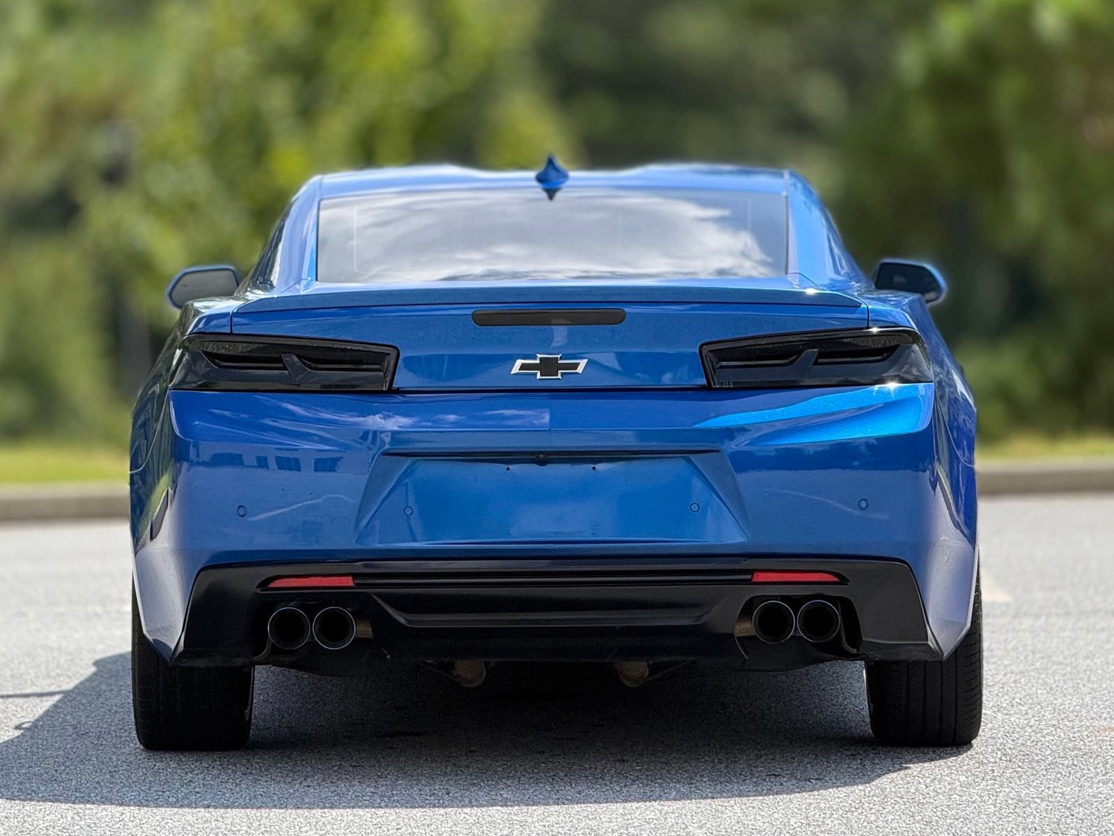 Used 2017 Chevrolet Camaro LT RWD image 6