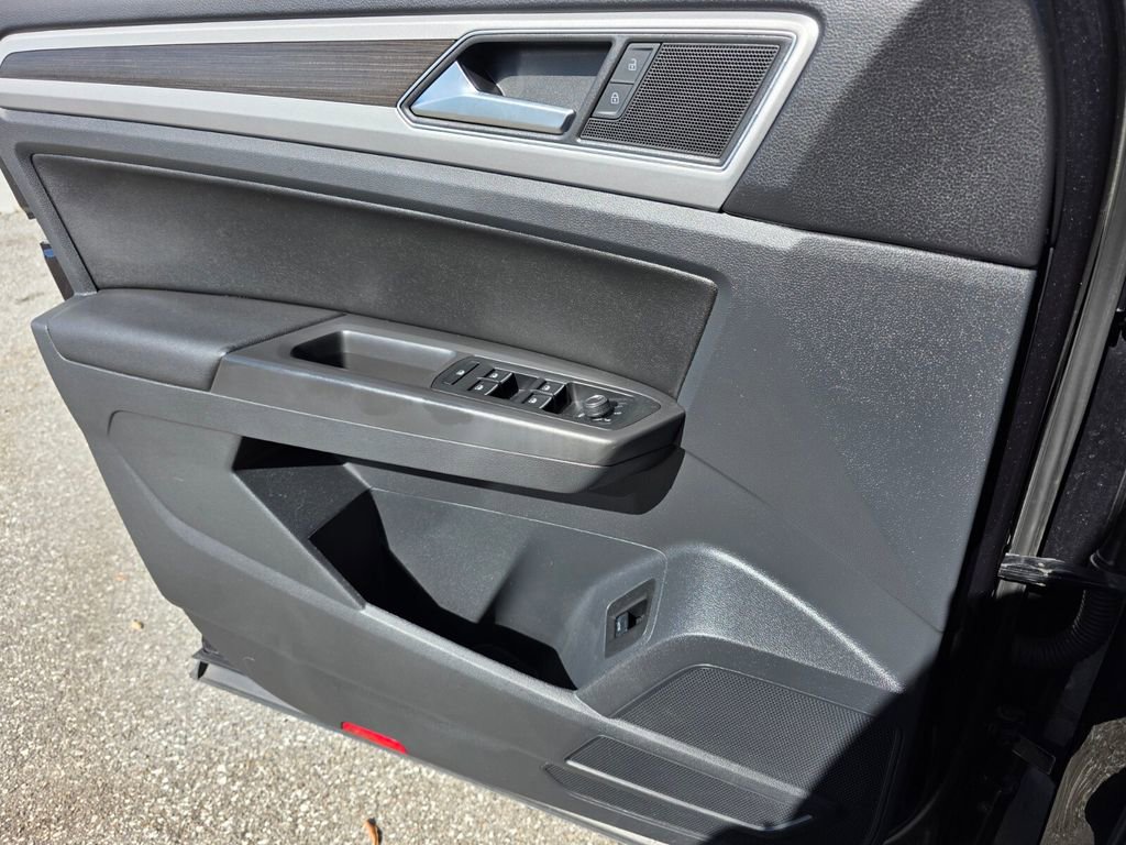 Used 2019 Volkswagen Atlas SEL image 29