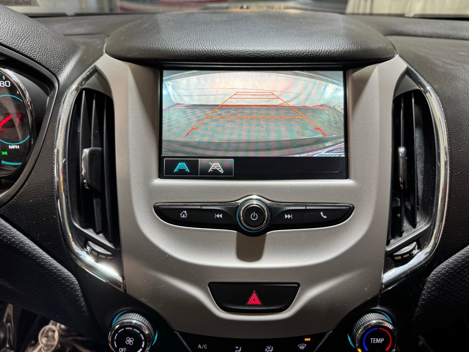 Used 2017 Chevrolet Cruze LS image 28