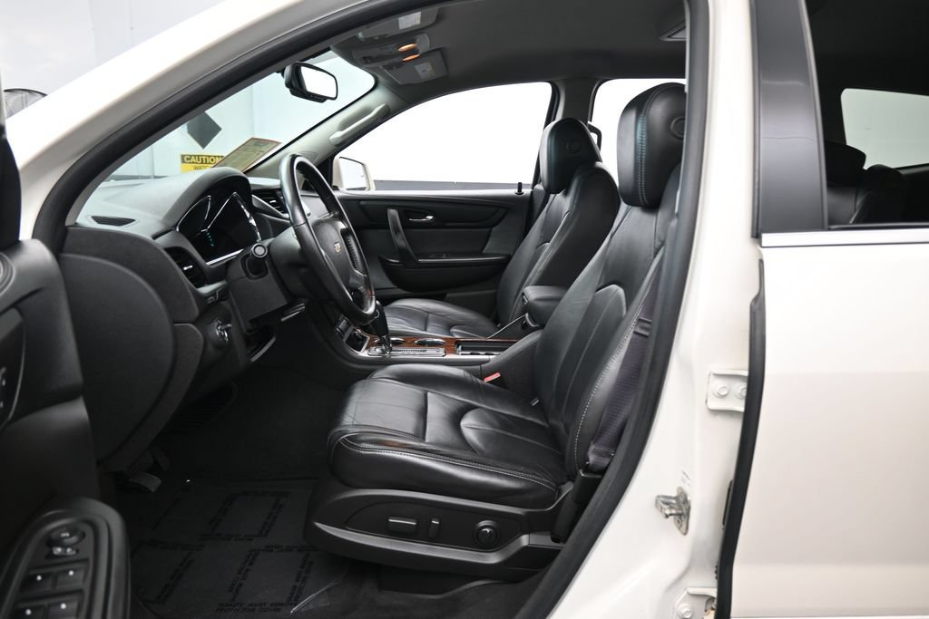 Used 2013 Chevrolet Traverse LT FWD image 11