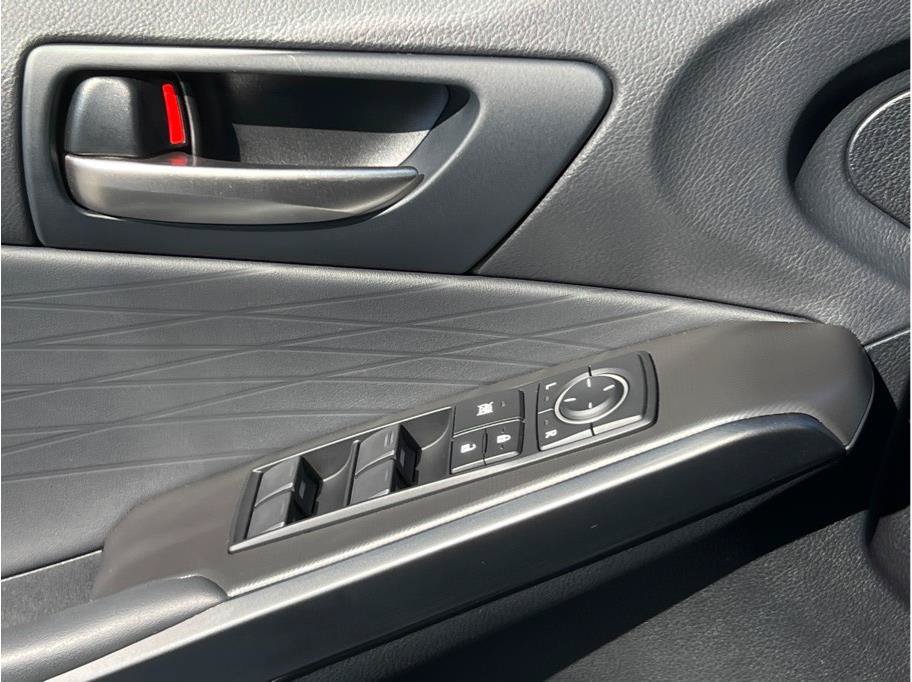 Used 2023 Lexus IS 350 F Sport RWD image 16