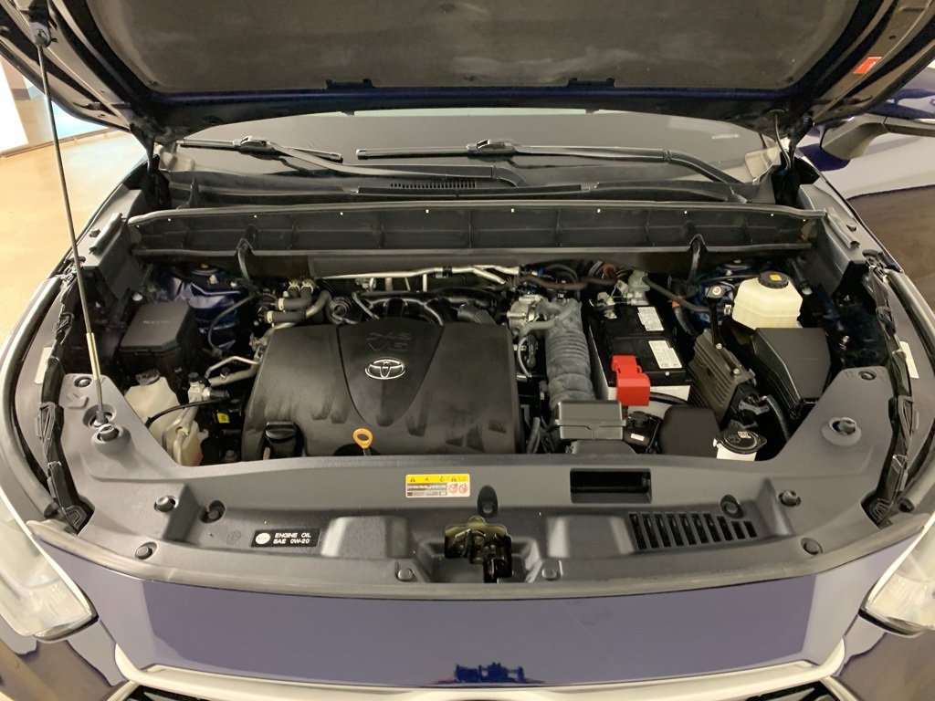 Used 2022 Toyota Highlander XLE image 46