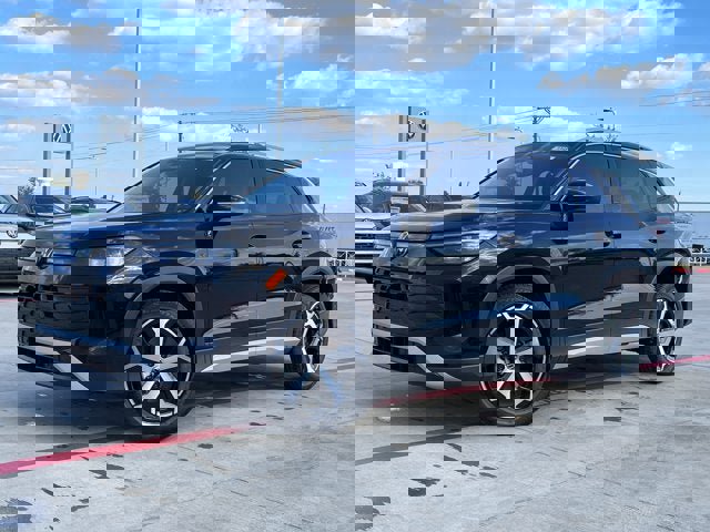 New 2025 Volkswagen Tiguan SE