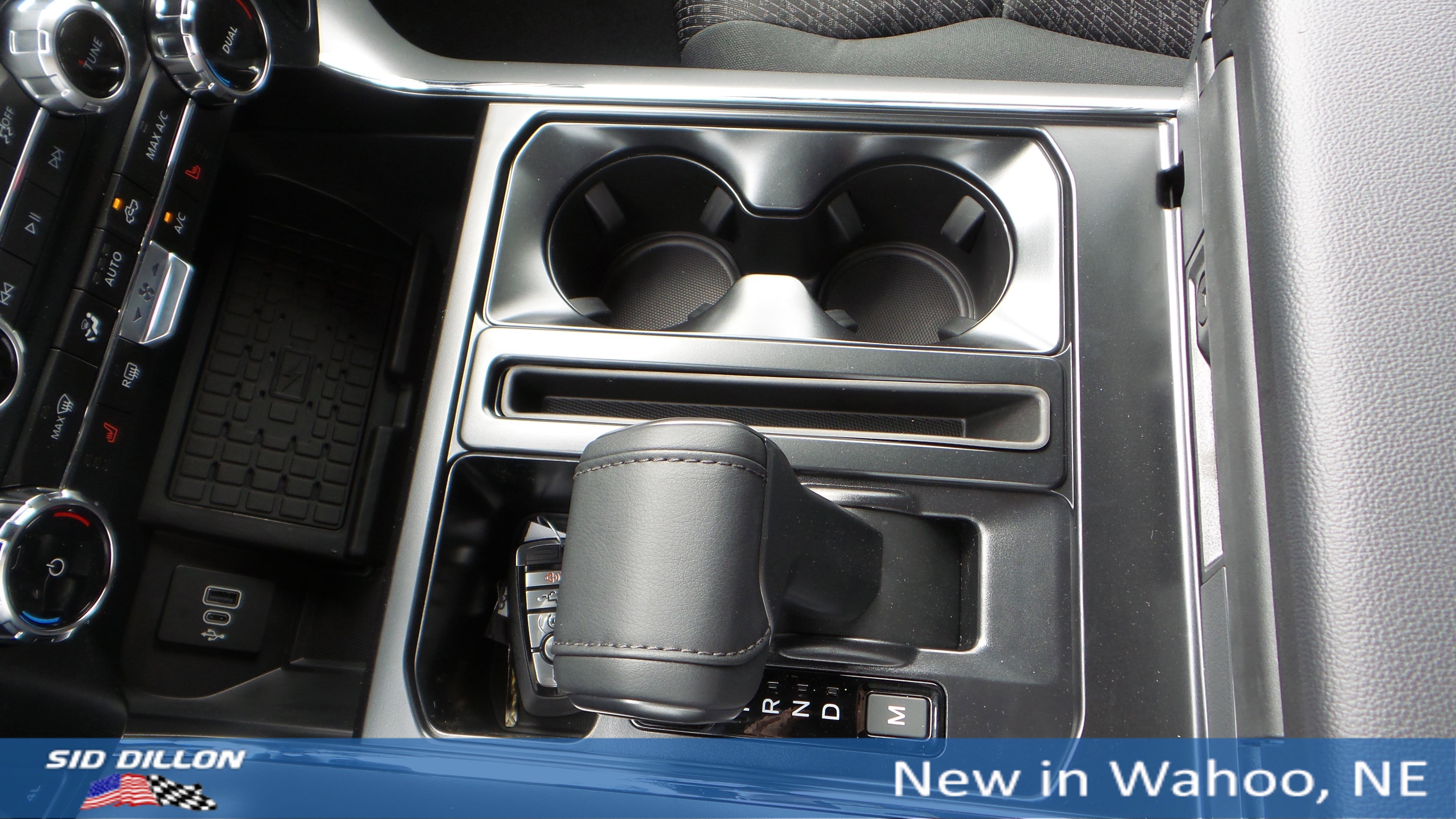 New 2025 Ford F150 XLT w/ Equipment Group 302A MID image 18