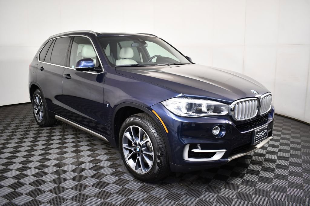 Used 2018 BMW X5 xDrive40e w/ Driving Assistance Package image 4