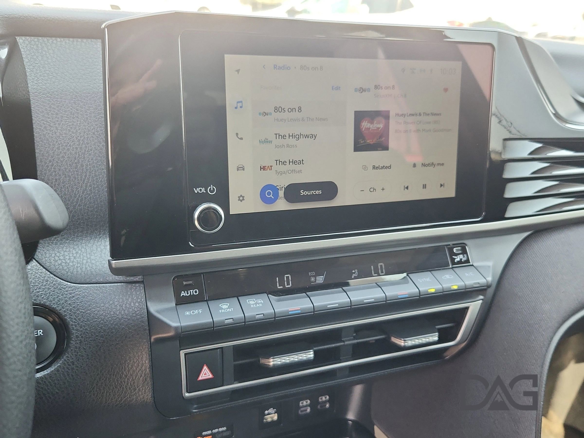 Used 2025 Toyota Camry LE image 32