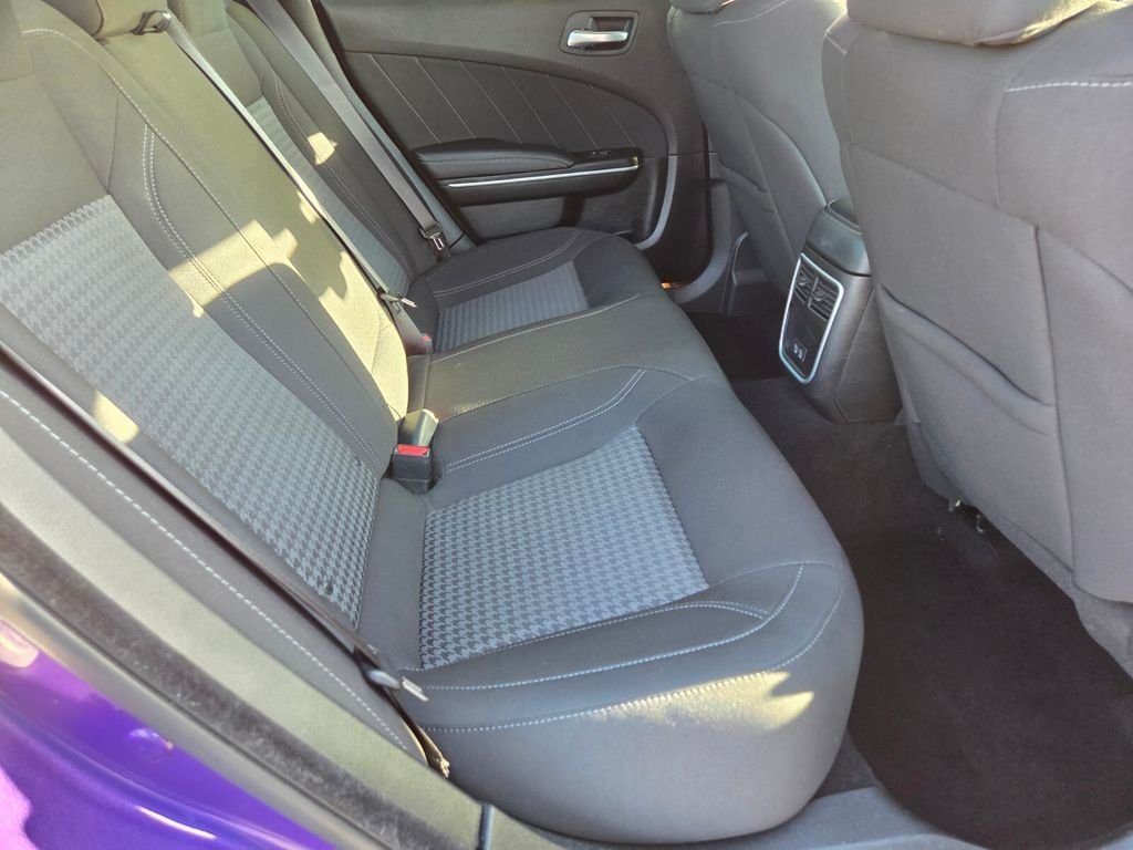 Used 2023 Dodge Charger SXT AWD/4WD image 18