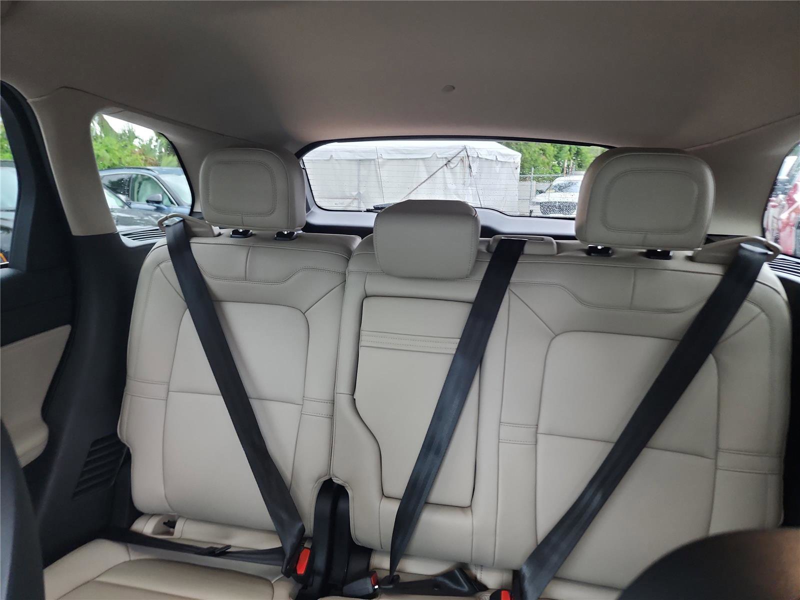 New 2026 Lincoln Corsair Premiere image 14