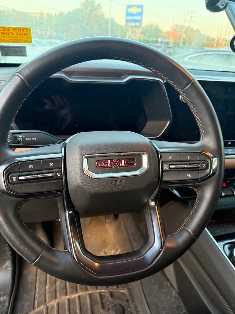 Used 2026 GMC Canyon AT4 AWD/4WD image 8