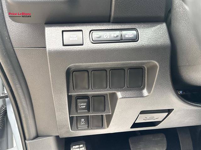 Used 2024 Nissan Frontier Pro-X RWD image 20