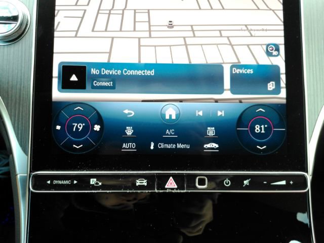 Used 2024 Mercedes-Benz GLC 300 w/ Driver Assistance Package image 43