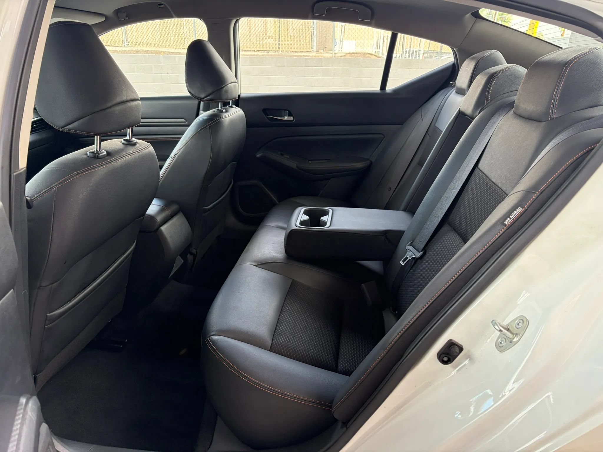 Used 2020 Nissan Altima 2.5 SR FWD image 9