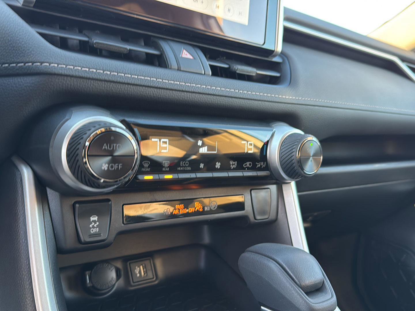 New 2025 Toyota RAV4 XLE image 22