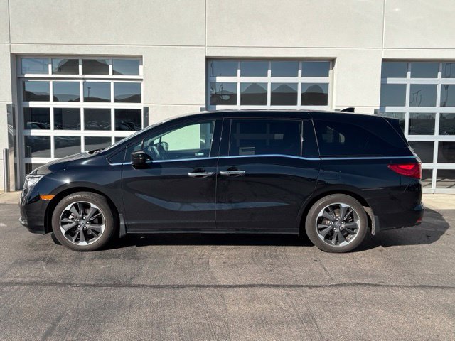 Used 2024 Honda Odyssey Elite image 3